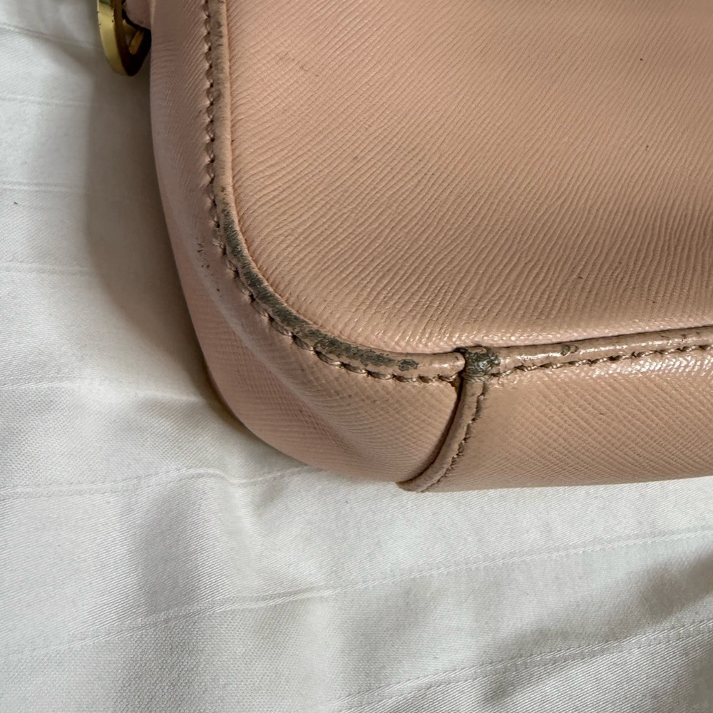 Tory Burch Blush Crossbody Bag with Gold Chain - Picture 7 of 8